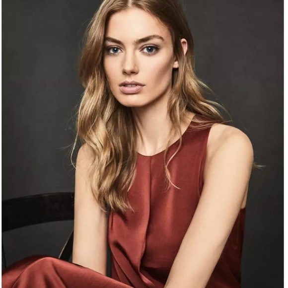 Reiss Tops - Reiss Sleeveless Top Gorgeous Colour US 8